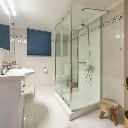 Apartment Calipso Piraeus
